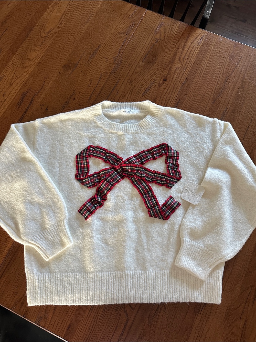 NWT Altar'd State White Crewneck Sweater with Red Plaid Bow Size Medium